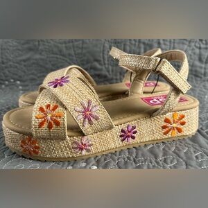POP Girls Laia Natural Multi Platform Sandals NWT Size Little Girls 2